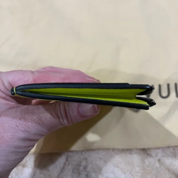 Louis Vuitton Lime Green Monogram Card Holder - Picture 4 of 10